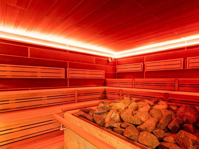 Kühle Muskeln, frischer Kopf: Die Sauna als Regenerations-Partner im Sommer